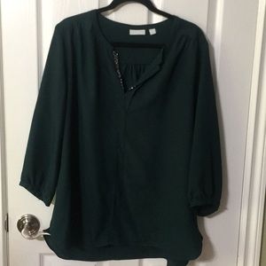 New York and Company pullover blouse -forest green